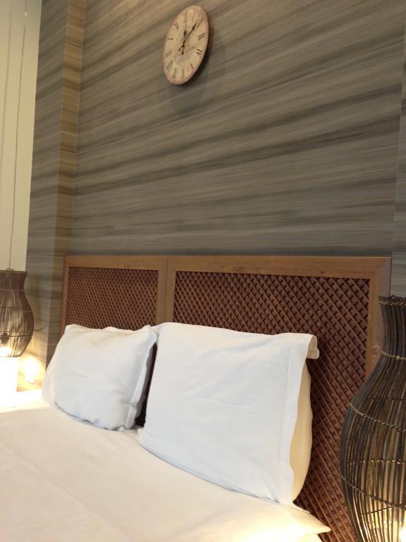 Guest Rooms Maria Luiza Varna Esterno foto