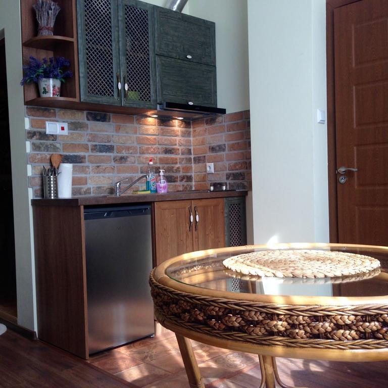 Guest Rooms Maria Luiza Varna Esterno foto