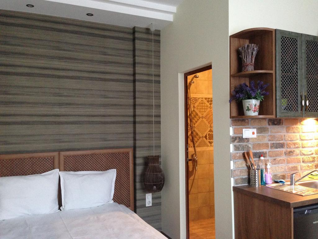 Guest Rooms Maria Luiza Varna Esterno foto
