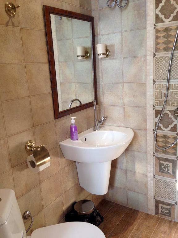 Guest Rooms Maria Luiza Varna Esterno foto